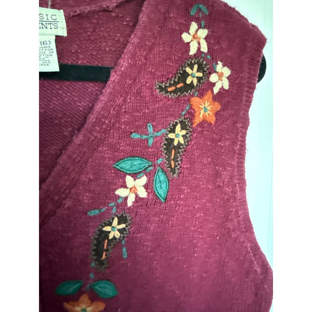 Vintage Classic Elements Grannycore Embroidered V… - image 3